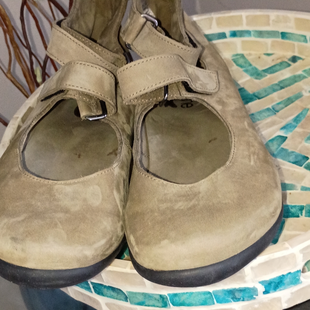 Arche Womens Green Suede Shoes Size 39/8.5 New . - Picture 4 of 8